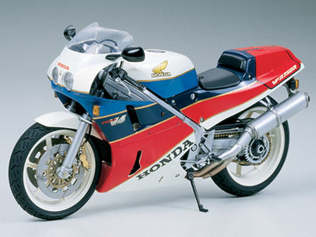 14057 Tamiya Мотоцикл Honda VFR750R