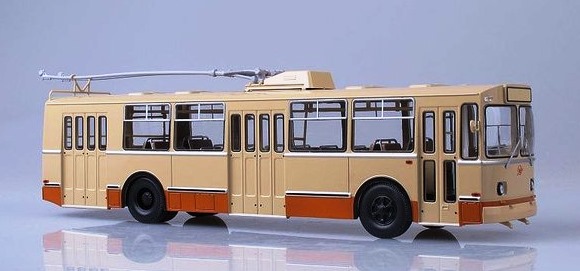 4001 Start Scale Models Троллейбус ЗИУ-9
