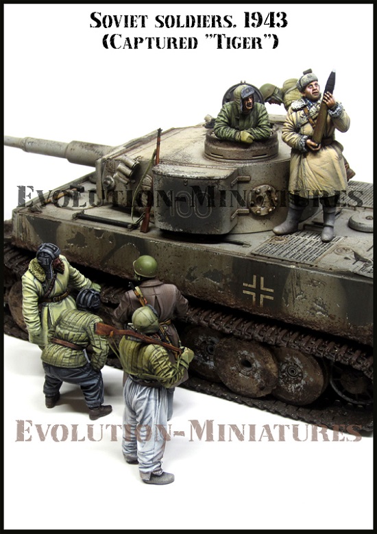 BigSet-10 Evolution Miniatures Советские солдаты с захваченным Тигром, 1943 год 1/35