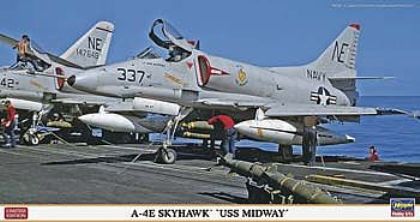 Сборная модель 07377 Hasegawa Американский палубный штурмовик A-4E SKYHAWK "USS Midway" 
