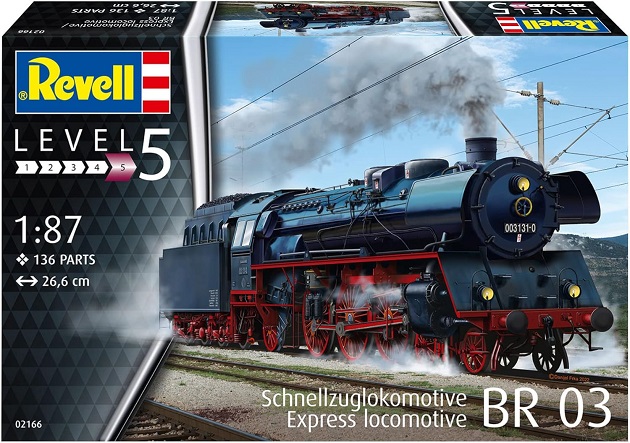 02166 Revell Локомотив Schnellzuglokomotive BR 03 1/87