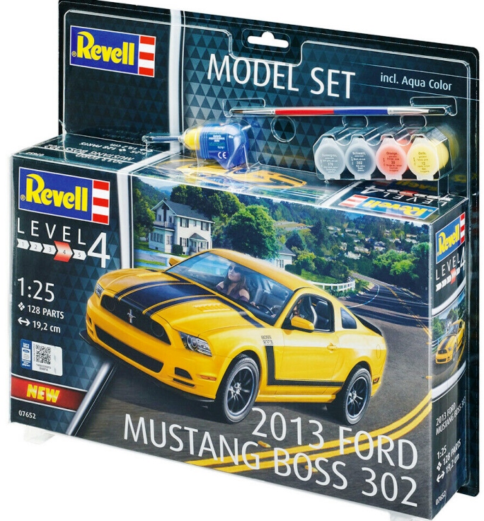 67652 Revell Подарочный набор 2013 Ford Mustang Boss 302 1/25