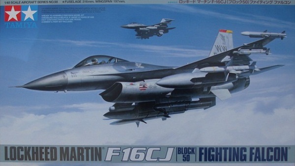Сборная модель 61098 Tamiya F-16CJ Fighting Falcon Самолет 