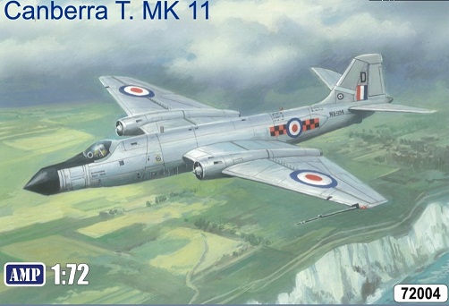 72004 AMP Самолёт  E.E. Canberra T.Mk 11 1/72