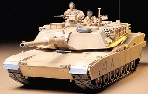 Сборная модель 35156 Tamiya Американский танк M1A1 "Абрамс" с 120-мм пушкой и 2 фигурами 