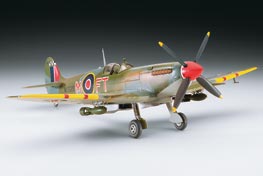 Сборная модель 04554 Revell Британский истребитель Spitfire Mk. IXC