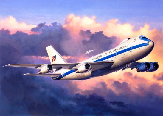 Сборная модель 04663 Revell Boeing 747 E-4B Airborne Command Post (NEACP/NAOC)