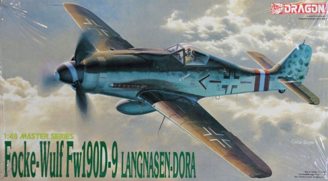 Сборная модель 5503 Dragon Германский истребитель Focke-Wulf Fw 190D-9 