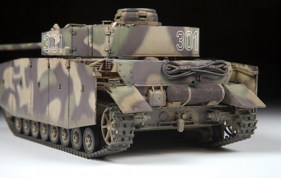 3674 Звезда Германский танк Pz IV Ausf. G 1/35