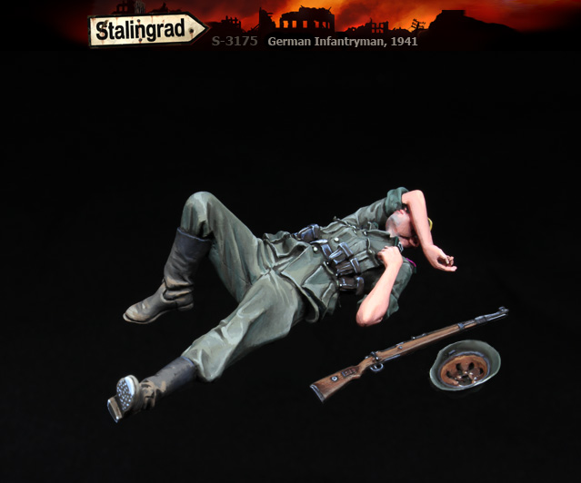 3175 Stalingrad Германский солдат на отдыхе, 1941 год 1/35