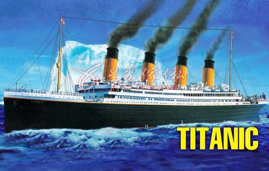 81301 MiniHobby Лайнер "Титаник" (с электромотором) Масштаб 1/550