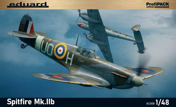 82154 Eduard Британский истребитель Spitfire Mk.IIb (ProfiPACK) 1/48