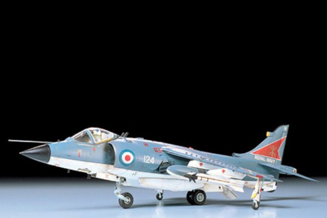 Сборная модель 61026 Tamiya Самолет Hawker Sea Harrier 