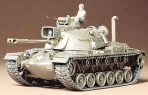  Сборная модель 35120 Tamiya Американский танк M48A3 Patton, 1953г В наборе две фигуры