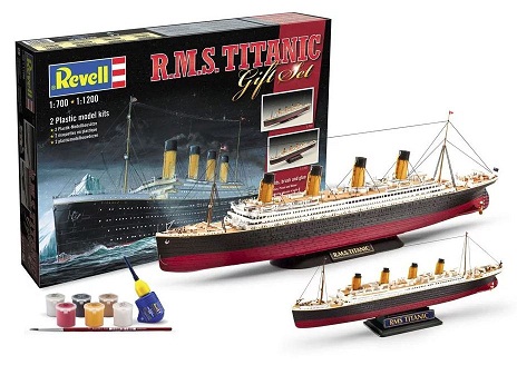 05727 Revell Подарочный набор Лайнеры "Титаник" (2 корабля в наборе) Масштабы 1/700 и 1/1200
