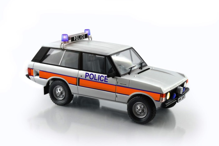 3661 Italeri Полицейский автомобиль Renge Rover 1/24