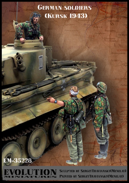 EM35228 Evolution Miniatures Командир германского танка и солдаты (3 фигуры, 1943 год) 1/35