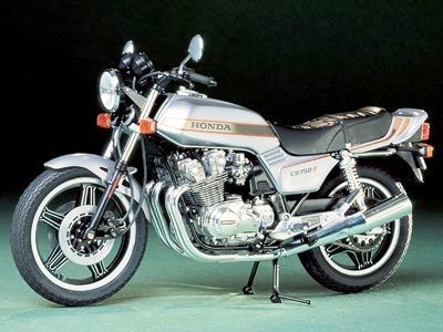14006 Tamiya Мотоцикл Honda CB750F Масштаб 1/12