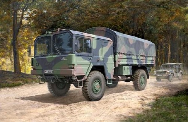 03257 Revell Армейский грузовик LKW 5t. mil gl 1/35