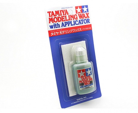 87036 Tamiya Полироль для моделей 30мл (салфетка для полировки в комплекте)