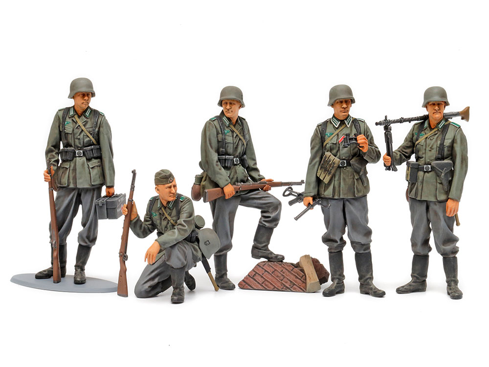 35371 Tamiya Германские солдаты (5 фигур, 1941-42гг) 1/35