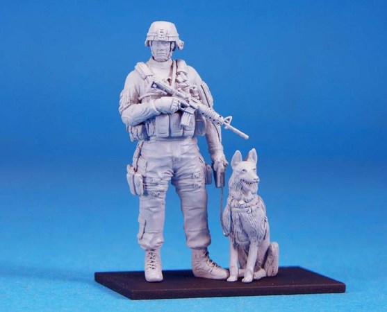 LF0124 Legend Productions US K9 with the Handler 1/35