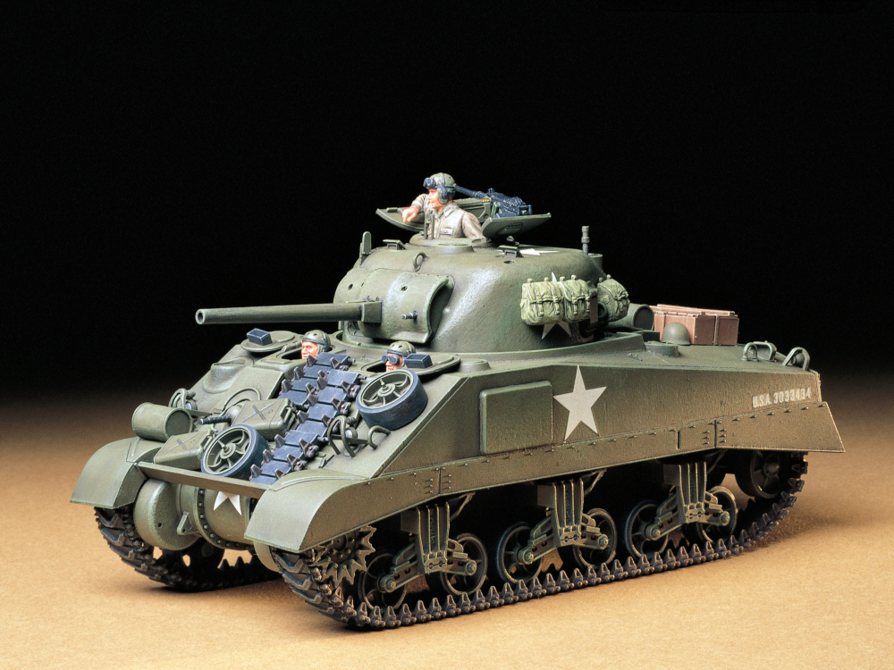 Сборная модель 35190 Tamiya Американский средний танк М4 Sherman (ранняя версия) 1942г. с 3 фигурами танкистов 