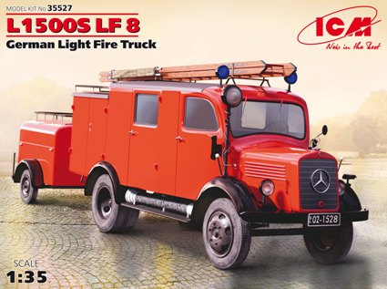 Сборная модель 35527 ICM Германский легкий пожарный автомобиль L1500S LF 8 