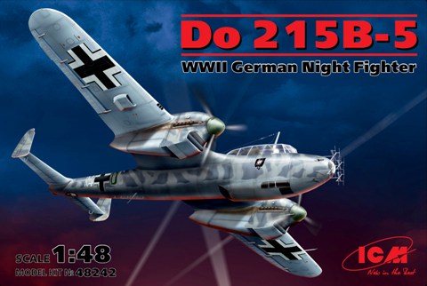 Сборная модель 48242 ICM Германский ночной истребитель Do 215B-5 